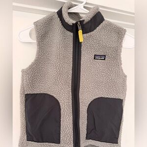 Patagonia Kids Fleece Vest | Gray Sherpa | Size S (7–8)